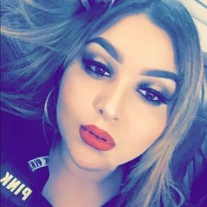 Meet your Posher, Alissa